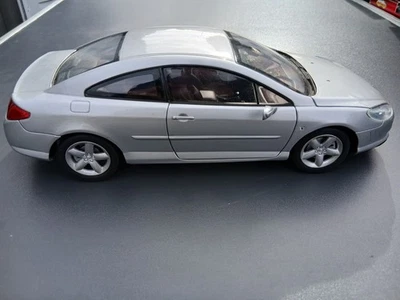 1/18 VOITURE MINIATURE PEUGEOT 407 COUPE NOREV LIRE DESCRIPTIF - Photo 1/4