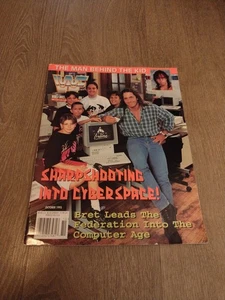 VINTAGE WWF MAGAZINE OCTOBER 1995 BRET HIT MAN HART COVER AOL WWE - Picture 1 of 4