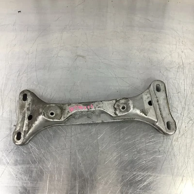 BMW 325 328 330CI E46 MANUAL TRANSMISSION CROSSMEMBER MOUNT BRACKET OEM #S101 - Image 1 of 4