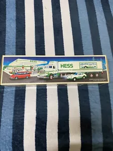 Hess 18 wheeler and racer box only - Picture 1 of 4