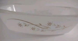 Vtg Pyrex Golden Honeysuckle 2 1/2 Quart Large White Casserole Dish Vintage - Bild 1 von 11
