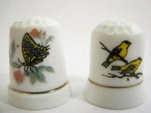 Lot of 2 Multi Color Butterfly And Bird Porcelain Thimbles Collectible - Picture 1 of 8