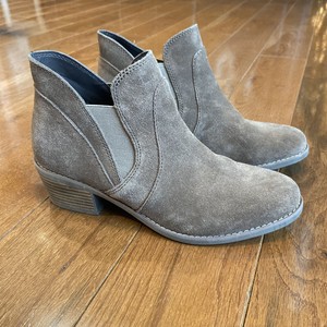 fenty scuba boots