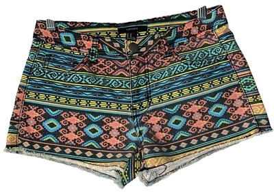 Pantalones cortos de mezclilla de cintura alta con estampado azteca multicolor Forever 21 para mujer talla 27 algodón Foto 1 de 4