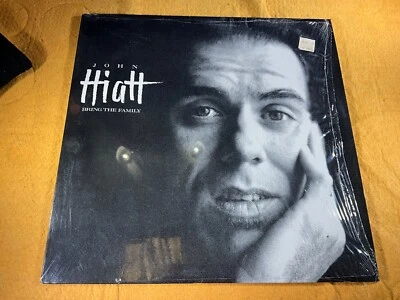 V5-31 JOHN HIATT Bring The Family - 1987 - A&M SP-5158 - RECORD - ROOTS - Image 1 of 4