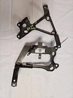 Soportes de cubierta laterales derecho e izquierdo Honda Sabre VF700S 1984 Foto 1 de 4