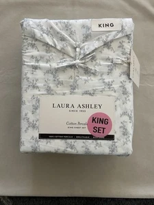 NEU 4-teiliges Laura Ashley King Lakenset Landhaus Blumen PRETTY TOSS GRAU & WEISS - Bild 1 von 4