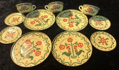 Conjunto de brinquedos vintage de lata para chá J Chein - Imagem 1 de 4