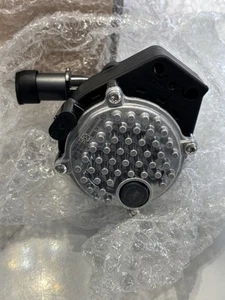 FISKER OCEAN NEW Updated UK Water Pump FM2930200103A NEW RELEASE RECALL PART - Picture 1 of 8