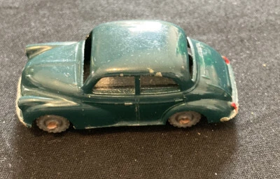 Matchbox Lesney #46 Morris Minor 1000 England Green Metal Wheels - Image 1 of 4