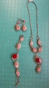 Vintage Silver And Red Filigree Wire Work Necklace Bracelet Earrings - Picture 1 of 6
