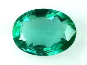 0.88 Cts Lovely Bright Luster 100% Natural Zambian Emerald Oval Loose Gemstone - Picture 1 of 3