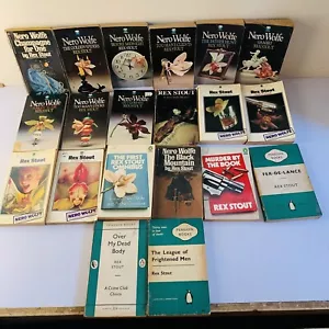 Rex Stout Book Bundle x 20 Vintage Paperback Lot Nero Wolfe Crime Fiction Etc - Foto 1 di 5