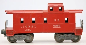 Post War Lionel Southern Pacific Red Caboose #6257 O Gauge 1:48 Scale Vintage RR - Picture 1 of 5