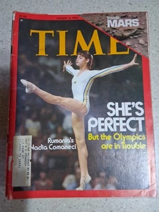Eight Vintage Time Magazines Range From 1956-1969 - Picture 1 of 8