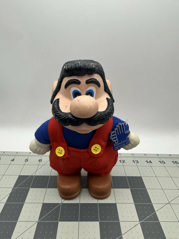 De colección. Muñeca Applause Super Mario Bros. 1989 Foto 1 de 4