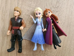 Disney Frozen II Story Moments 3 Puppen Anna Elsa Kristoff 4" Mini Miniatur  - Bild 1 von 7