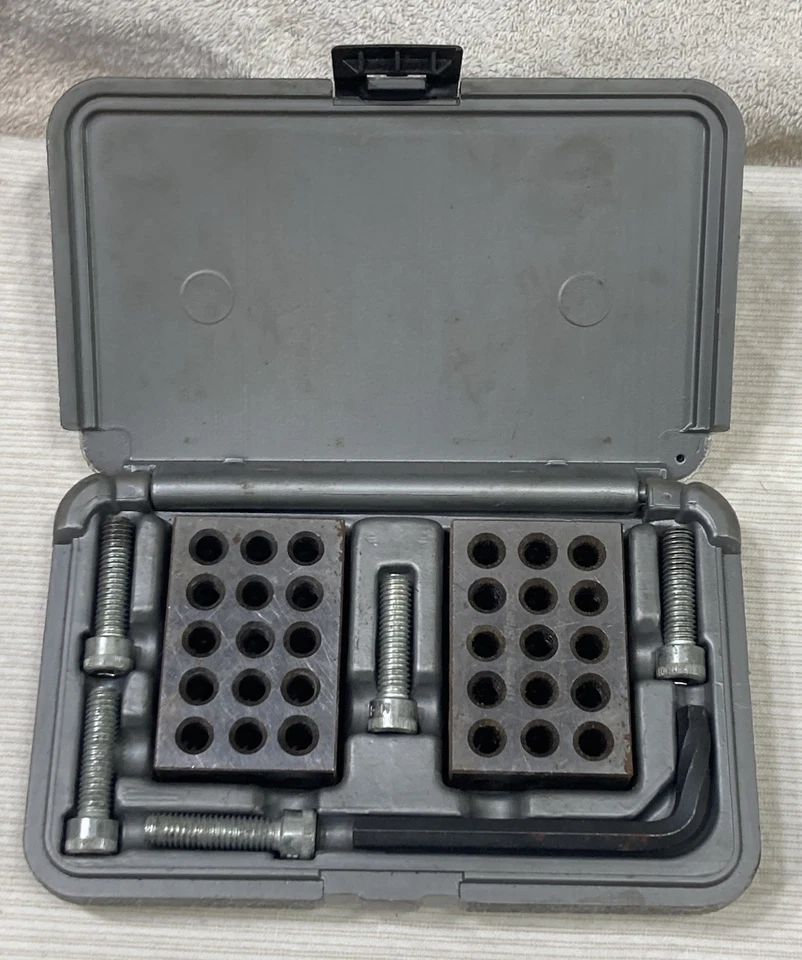 Brown & Sharpe 1-2-3 Blocks Kit 599-750-10 Ultra Precision 2 Block Set W/ Case - Image 1 of 4
