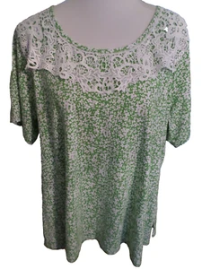 Damengröße 2X QVC Isaac Mizrahi Live weißes Design auf S/S grün Top mit Spitze - Bild 1 von 4