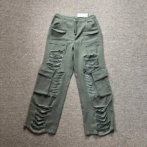 NWT $65 Hot & Delicious Distressed Wide Leg Cargo Pocket Pants Women’s Large - Picture 1 of 6