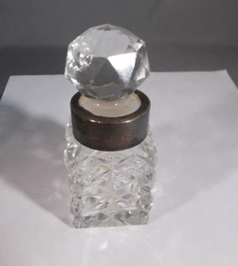 Vintage Cut Glass Crystal Perfume Bottle with Stamped Sterling Silver Collar. - Picture 1 of 5