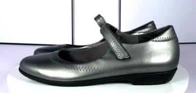 Walking Cradles Womens Pewter Leather Mary Janes Hook&Loop Flats Shoes, 7.5N NEW - Image 1 of 4