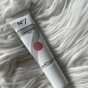No7 Lip & Cheek Tint Full Size 10ml Shade Coral Red Brand New & Sealed - Picture 1 of 2