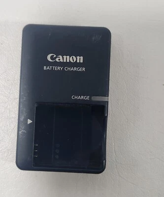 Cargador de batería Canon CB-2LV Foto 1 de 2