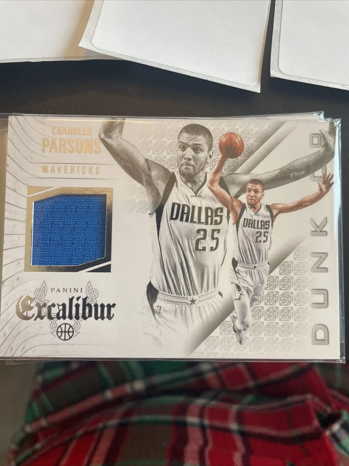 2014-15 Panini Excalibur Dunk Company Jerseys Chandler Parsons #3 - Image 1 of 2