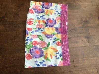 The Pioneer Woman Celia Lace Placemats 14"x19" Reversible Summer Floral Set of 6 - Image 1 of 3