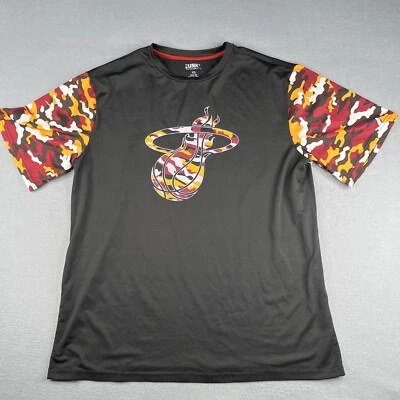 Camiseta Miami Heat UNK Negra 2XL Mangas Camuflaje Coloridas Estampado Gráfico Foto 1 de 4