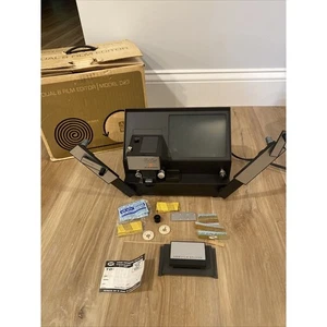 Atlas Warner Dual 8 Film Monitor Model D23 mit Originalkarton - Bild 1 von 14