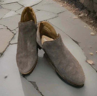 Botines Pre-lovedos Kenneth Cole Reaction Mujer Gamuza Hormigón Cremallera Trasera Talla 9.5 Foto 1 de 4