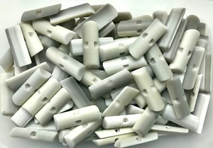 Toggles 40mm Light Grey Rectangular Horn Tooth 1 Hole Cord End Toggle T25 - Picture 1 of 24