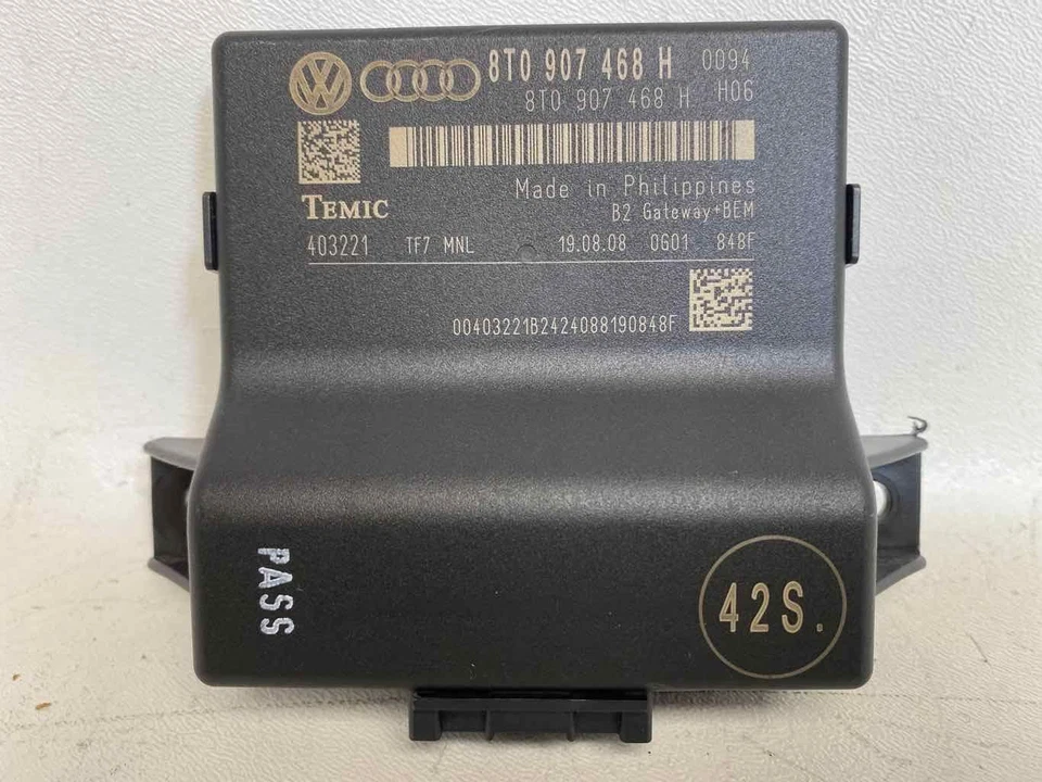 Módulo de control Gateway 8T0907468H compatible con AUDI A4 QUATTRO 2009 2010 2011 2012 Foto 1 de 4