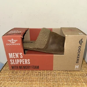 Dockers Men’s Size 8-9 Med Slippers With Memory Foam Brown Slip On House Shoes - Picture 1 of 7