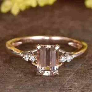 2.50Ct Emerald Lab-Created Morganite Solitaire Women's Ring 14K Rose Gold Plated - Picture 1 of 5