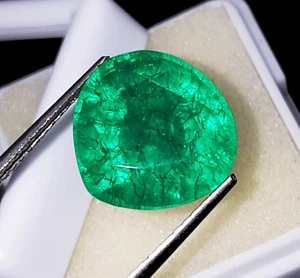Natural Emerald 9.40 Ct Pear Shape Loose Gemstone Certified - Picture 1 of 6