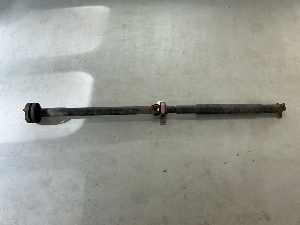 2004-2009 JAGUAR XJ VANDEN PLAS 4.2L REAR AXLE DRIVE SHAFT OEM Foto 1 de 4