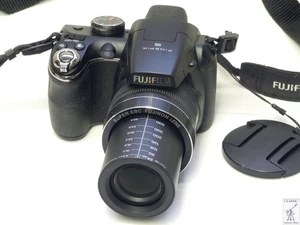 FUJIFILM Digitalkamera FinePix S4500 - Bridgekamera mit 30-fach Zoom - geprüft ✅ - Picture 1 of 21