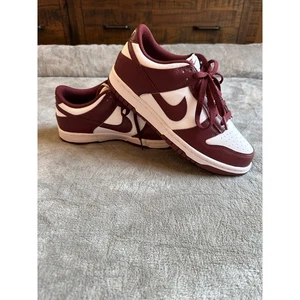 NEW Nike Dunks Low, burgundy and whit, - Picture 1 of 9