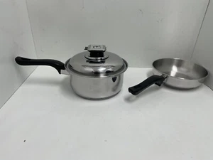 PENTOLA CHEF DOAK HEALTH LIFE HEAVY 2 1/2 QT 7 STRATI 304 CON COPERCHIO VAPO USATA IN OTTIME CONDIZIONI + BONUS - Foto 1 di 10