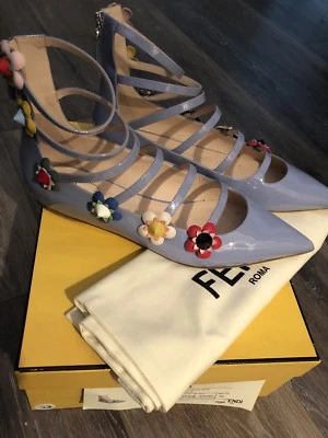 Zapatos mujer FENDI talla 10/40. Bailarina charol pantorrilla/suela gris lilla multicolor Foto 1 de 4