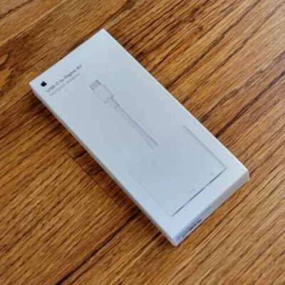 New Geniune Apple MUF82AM/A USB-C Digital AV Multiport Adapter NIB SEALED - Image 1 of 4