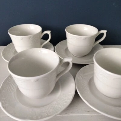 Tazas y platillos blancos Johnson Brothers Richmond x 4 Inglaterra EXC Foto 1 de 4