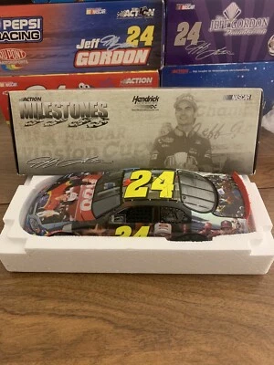 Jeff Gordon #24 Milestones 1994 Charlotte gana 1 de 5.004 diecast 1:24 por acción Foto 1 de 4