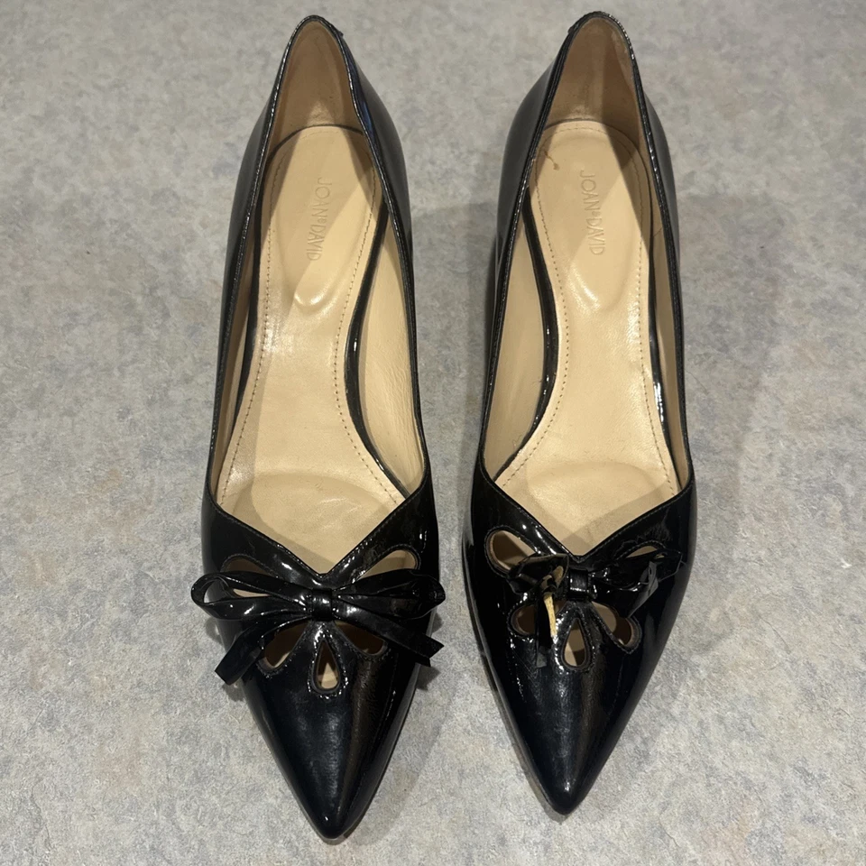 Women's~Joan & David~Dagardner~Kitten Heel~black~Patent Leather~Pump~8 1/2 - Image 1 of 4