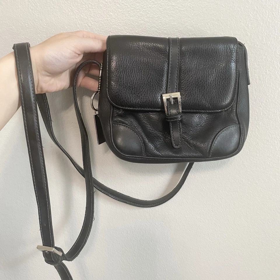 Маленькая черная шагреневая кожаная сумочка через плечо St. John's Bay 90-е Y2k - Изображение 1 из 4