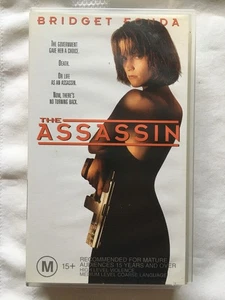 The Assassin - VHS (1993) aka Point of No Return, Bridget Fonda - Picture 1 of 3