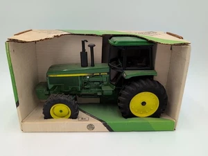 1/16 Ertl Bauernhof Spielzeug John Deere 4955 MFWD Traktor - Bild 1 von 5